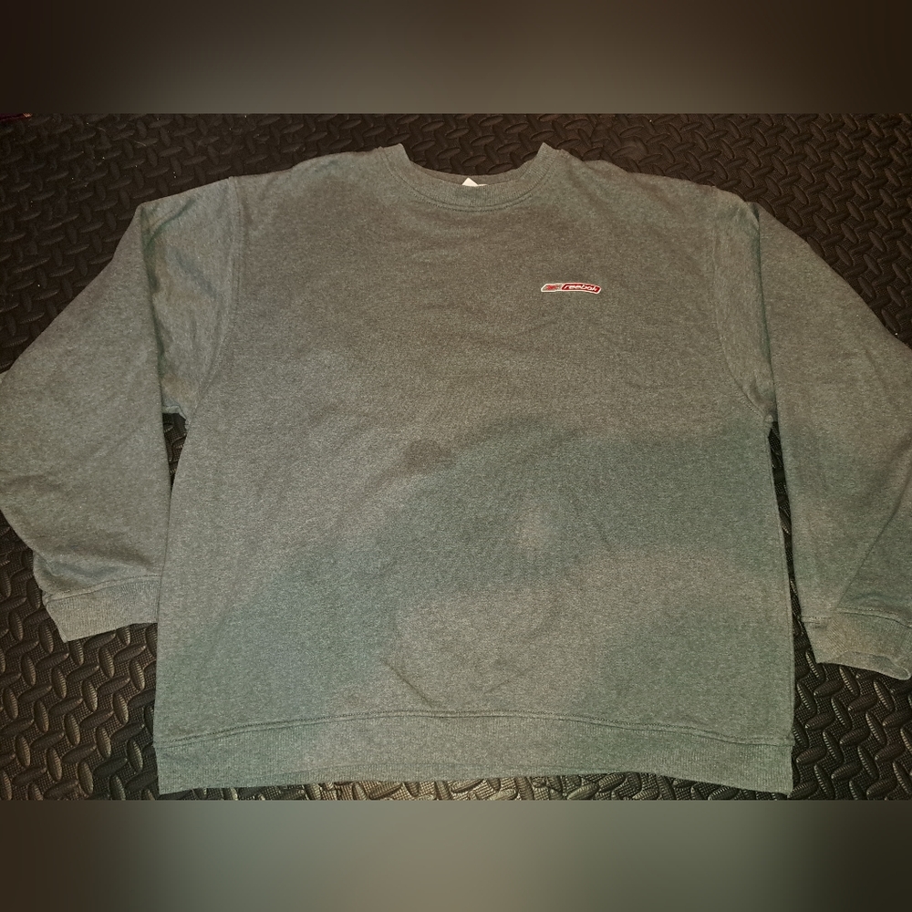 Vintage reebok crew neck
